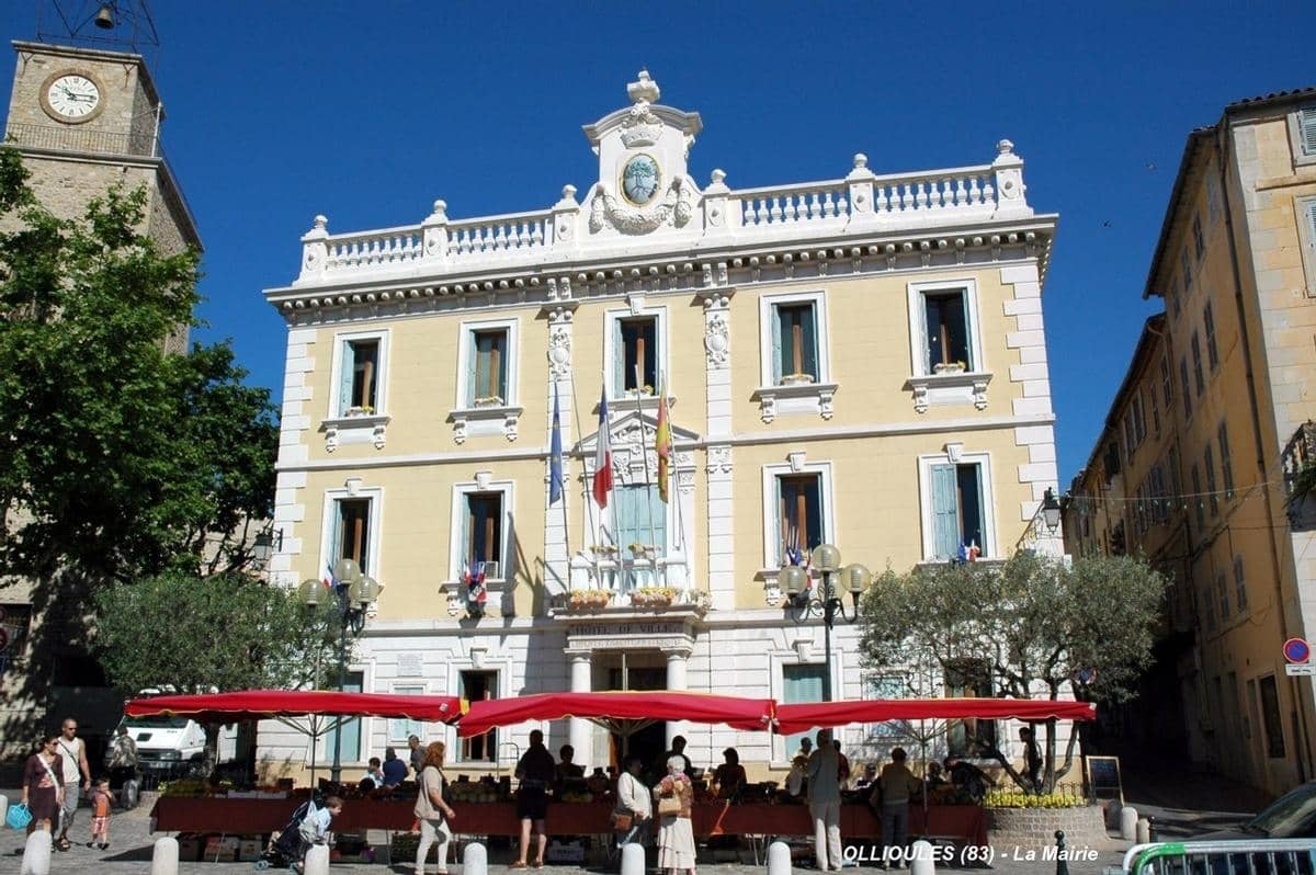 La mairie d’Ollioules