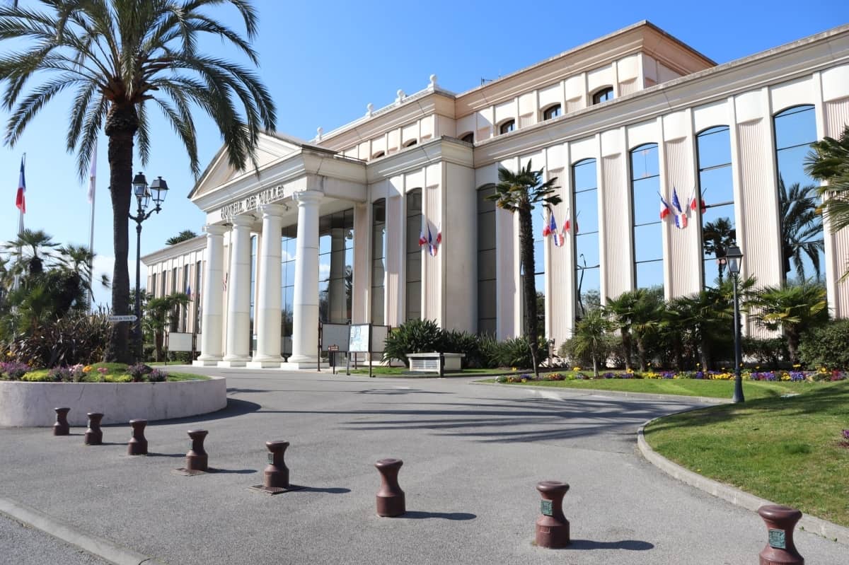 La mairie de Saint-Laurent-du-Var